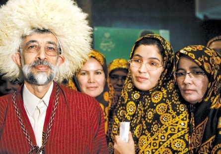 写真：8月6日付ジャーメ・ジャム紙1面から転載