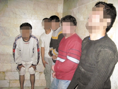 逮捕されたならず者5名