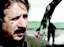 日本では『運動靴と赤い金魚』などが知られるマジーディー監督