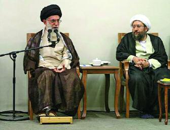 右がサーデグ・ラーリージャーニー氏