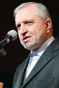 ジャースビー・アーザード大学総長