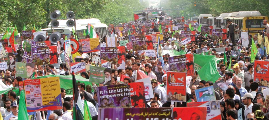 2009年9月19日付イラン紙1面に掲載されていた写真を転載