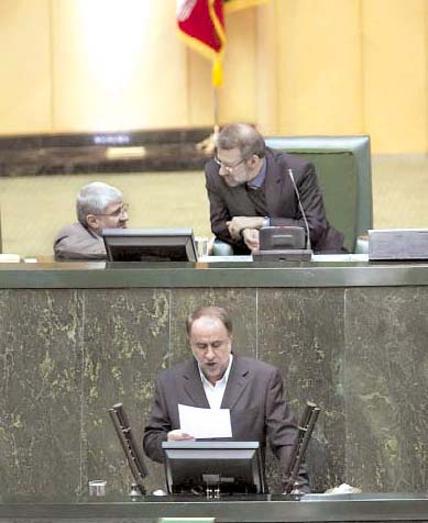 教育相に信任されたハージー=バーバーイー氏