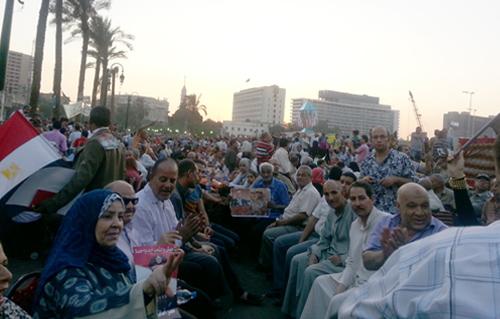 タハリール広場での集団イフタール