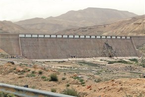 ヨルダンのダム（ウィキペディアより）