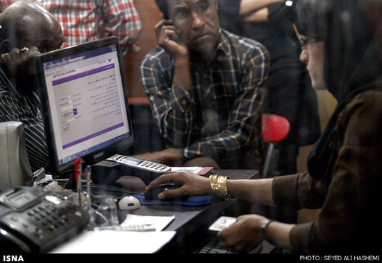 現金補助金の受給登録・申請の様子