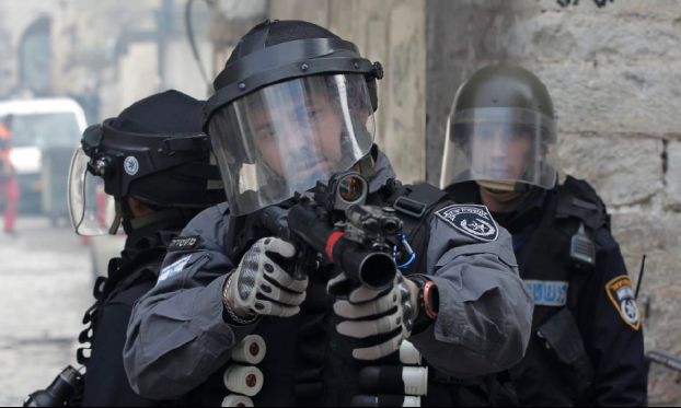 イスラエル、パレスチナ人らに対し危険性の高いスポンジ弾を使用（AFP）