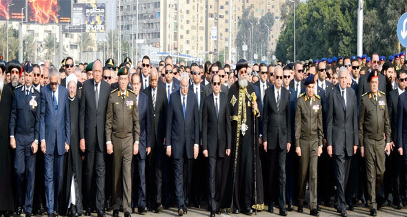 葬儀に参加した大統領およびエジプトの主要な宗教人