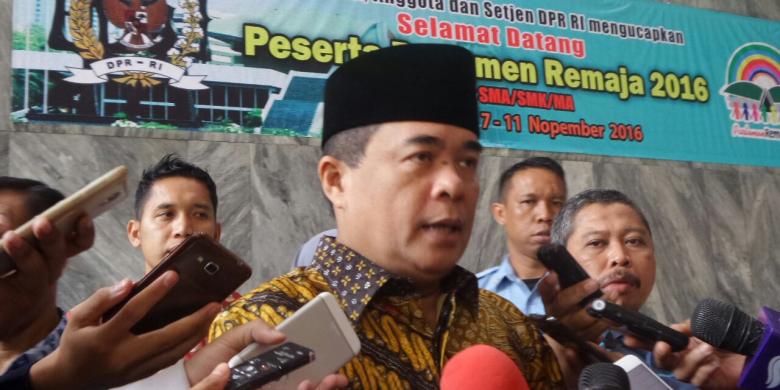 去る11月10日、ジャカルタの国会議事堂敷地内のアデ・コマルディン国民議会議長