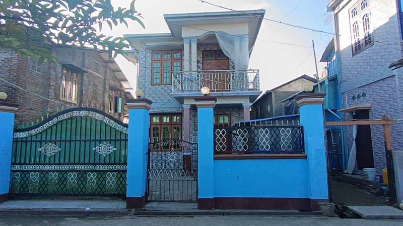 2023年10月29日に軍評議会が接収し、閉鎖されているラカインに拠点を置くデベロップメント・メディア・グループ（DMG）本部事務所